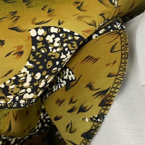 Lightweight Animal Print Blazer Like W/Shoulder Pads Sz 16. (SzXL) - Picture 7 of 8